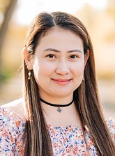 Maritess headshot